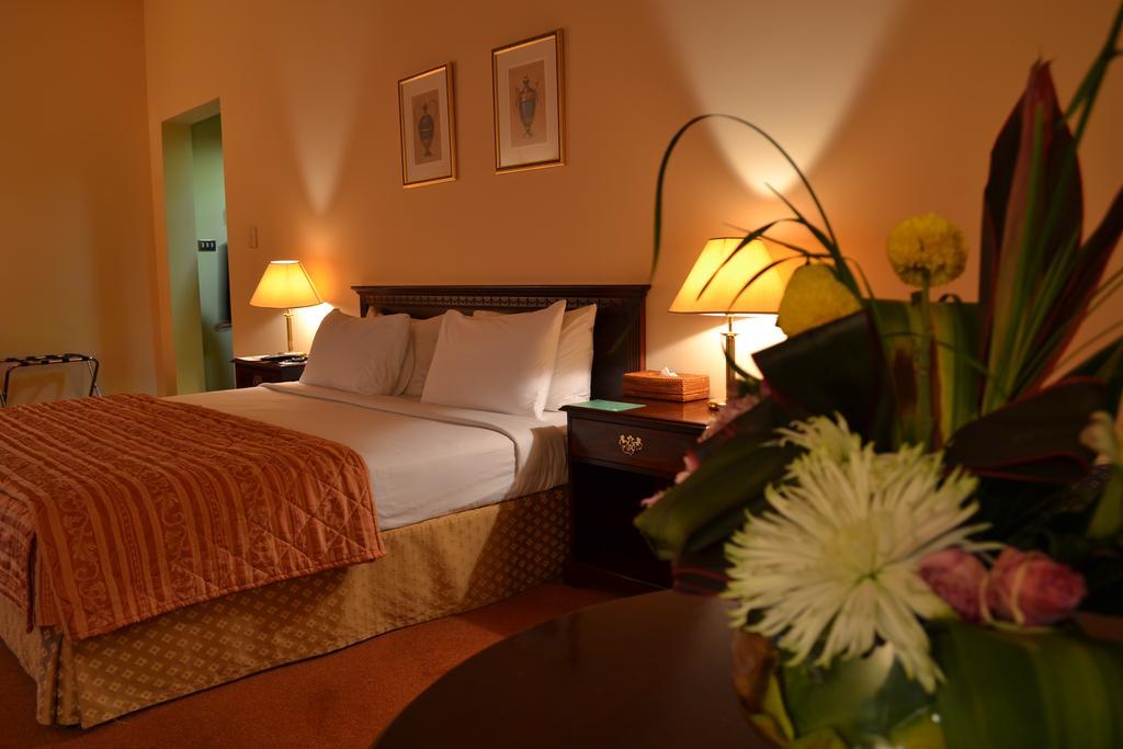 Cassells Ghantoot Hotel & Resort Exterior foto