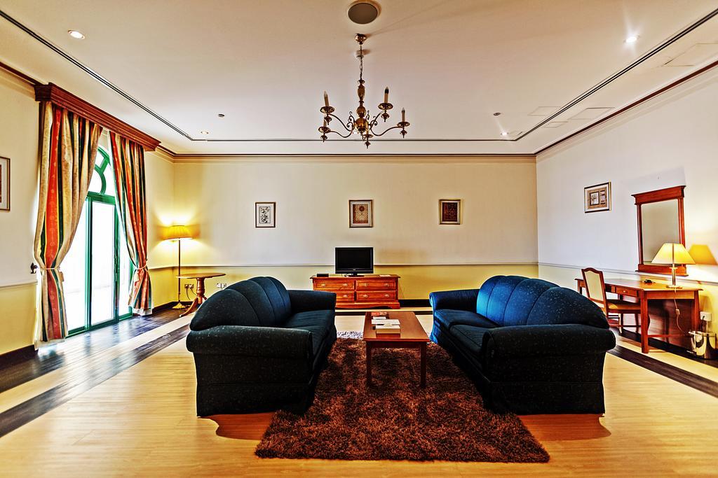 Cassells Ghantoot Hotel & Resort Exterior foto